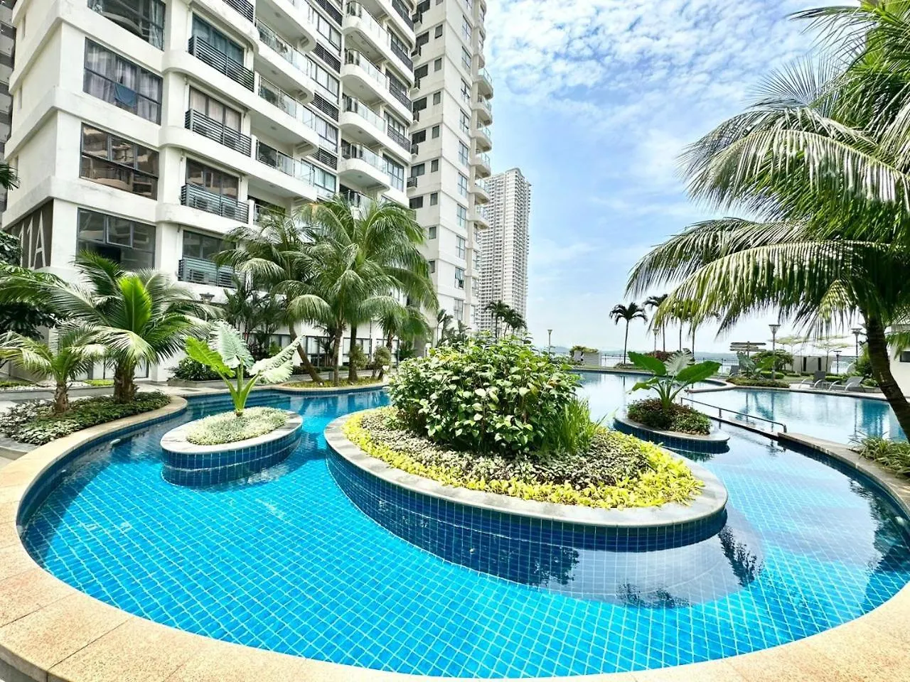 Country Garden Danga Bay Neo Suites Τζόχορ Μπάχρου 0*,